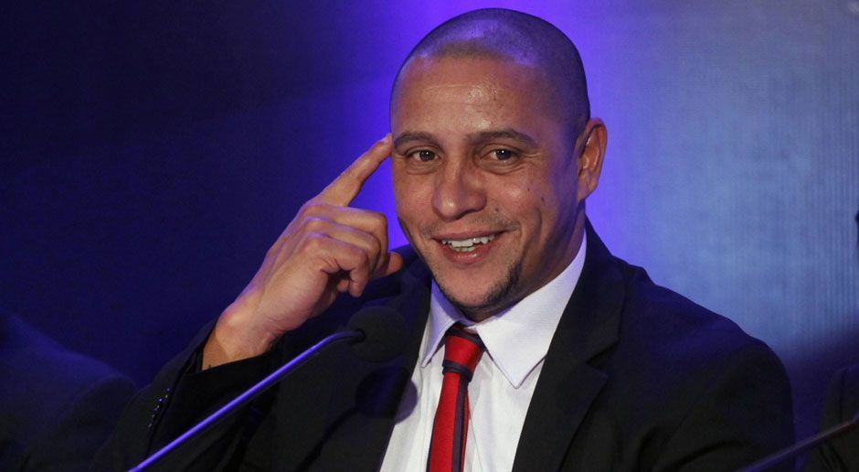 
                <strong>Roberto Carlos (Delhi Dynamos)</strong><br>
                Als Trainer könnte sich Beckham scheinbar einen ehemaligen Real-Kollegen gut vorstellen. Wie die "AS" berichtet, soll Roberto Carlos der Wunschkandidat des 41-Jährigen sein. Carlos, der momentan als Spielertrainer der Delhi Dynamos in der indischen Super League tätig ist, soll angeblich schon Interesse an dem Job bekundet haben.
              