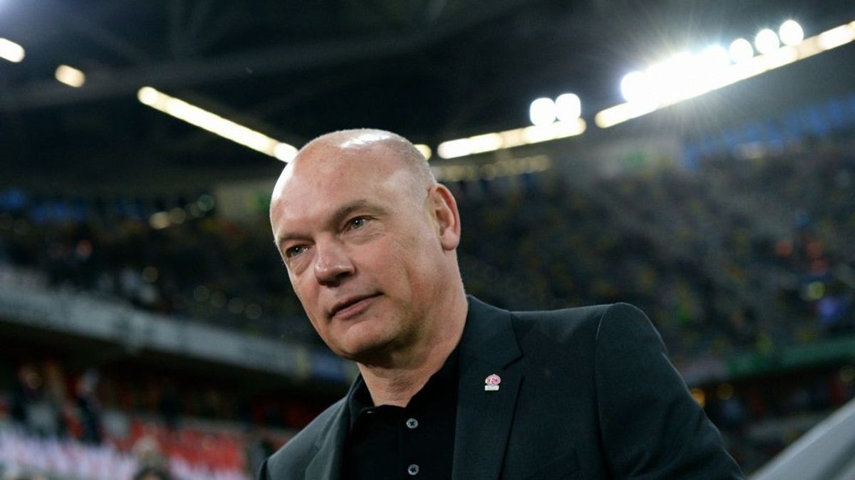 Uwe Rösler will die Mannschaft für den Pokal umbauen