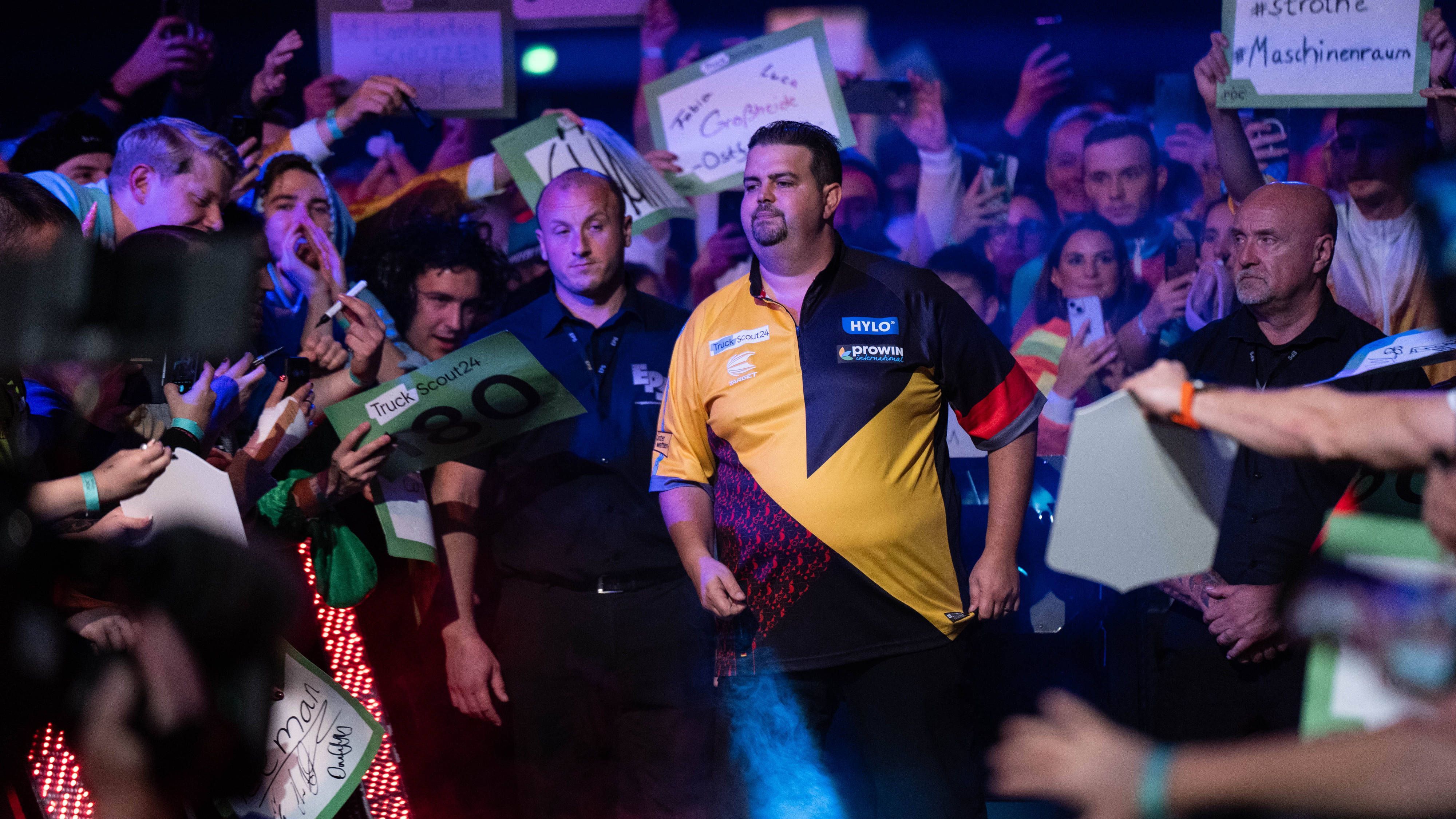 <strong>European Darts Championship<br></strong>Datum: 24. bis 27. Oktober<br>Austragungsort: wechselnd (zuletzt Dortmund, Deutschland)<br>Preisgeld für den Sieger: 120.000 Pfund<br>Teilnehmerfeld: 32 Spieler<br>Titelverteidiger: Peter Wright