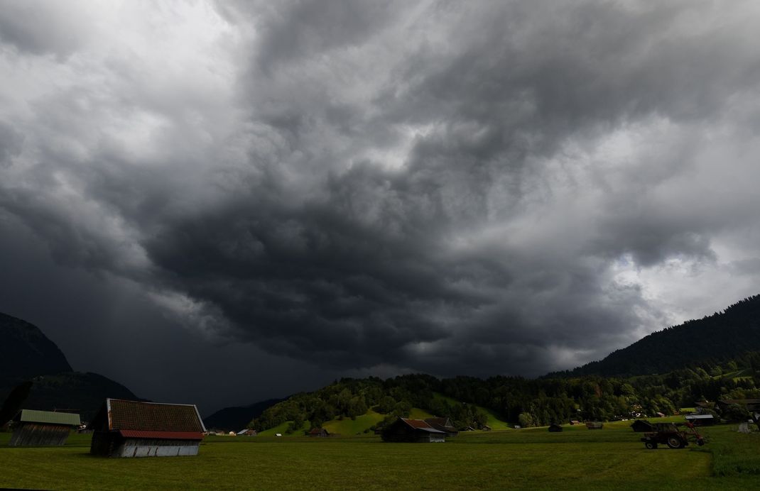 Wintereinbruch, Dauerregen - und Sorge vor Hochwasser