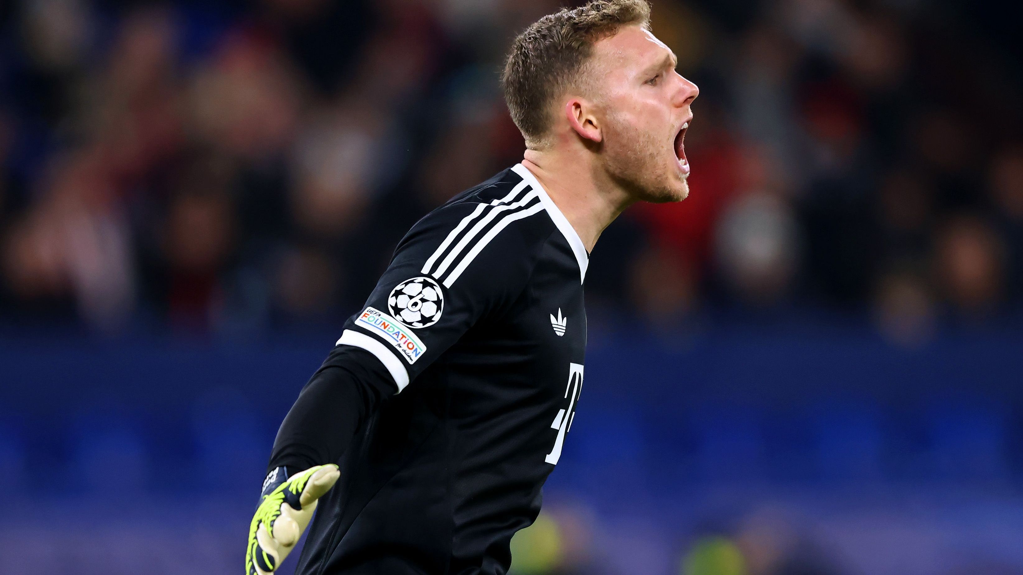 <strong>Daniel Peretz (FC Bayern)</strong><br>Der FC Bayern und Daniel Peretz werden im Sommer höchstwahrscheinlich - per Leihe oder Verkauf mit Rückkaufklausel - getrennte Wege gehen. Eine klare Option ist für den Israeli offenbar der HSV. Laut Informationen von "Sky" haben bereits konkrete Gespräche stattgefunden. Die Münchner sollen über diese auch bereits informiert sein.