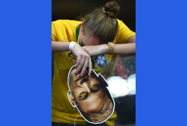 
                <strong>Ohne Worte</strong><br>
                Auch die obligatorische Neymar-Maske brachte kein Glück.
              