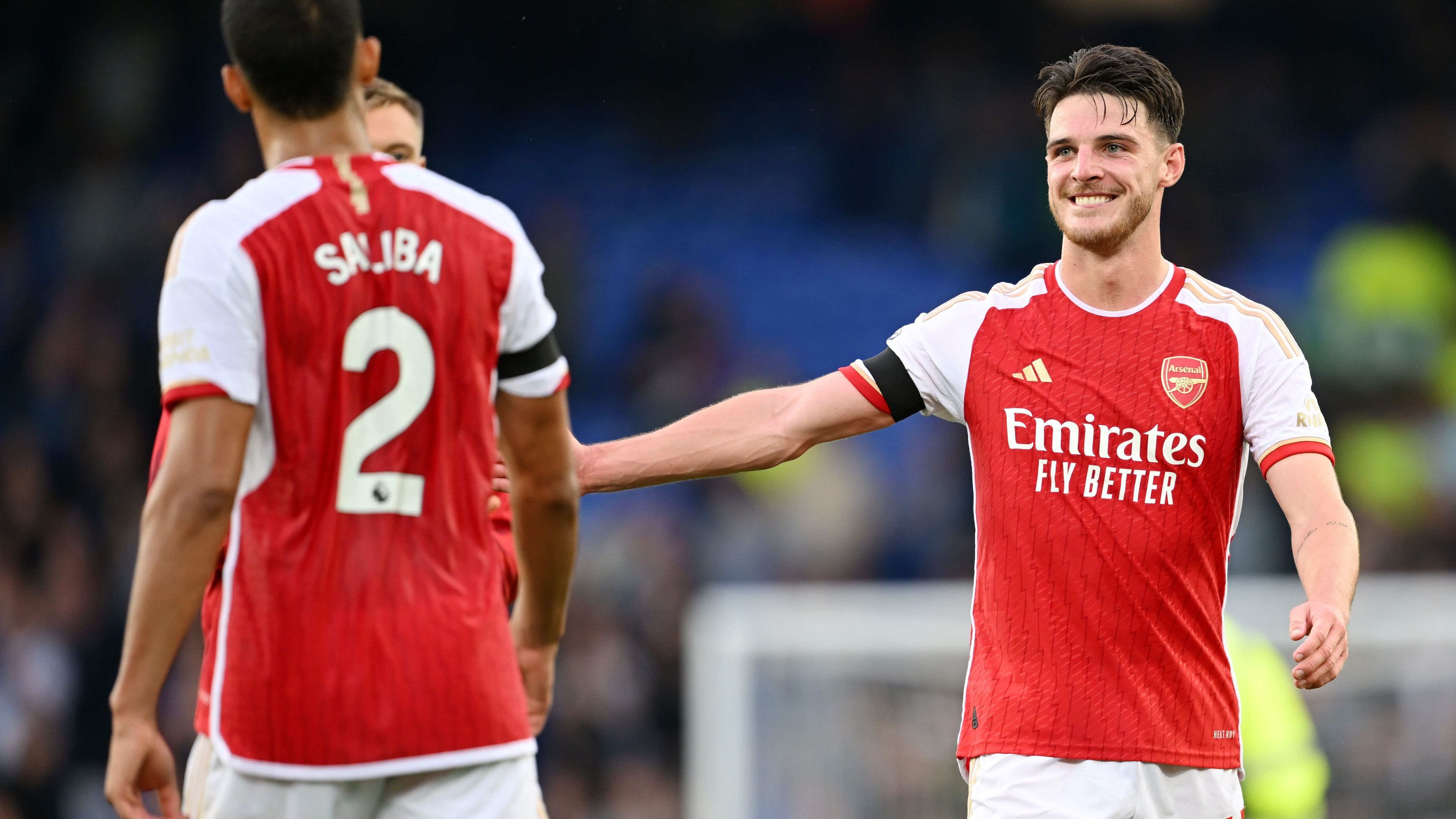 <strong>FC Arsenal</strong><br>Sportlich stimmt der Start, nach fünf Ligaspielen haben sich die Londoner mit 13 Punkten unter den Top vier festgesetzt. Außerdem gab es mit einem Sieg im Elfmeterschießen gegen City im Community Shield den ersten Titel. Arsenal kann bei einem günstigen Verlauf der Gruppenphase (PSV, Sevilla, Lens) in der Königsklasse durchaus eine gute Rolle spielen.