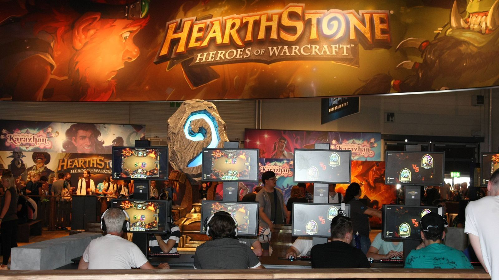 
                <strong>Platz 7: Hearthstone</strong><br>
                Preisgelder: 17.637.148,07 US-DollarAnzahl der Turniere: 838
              