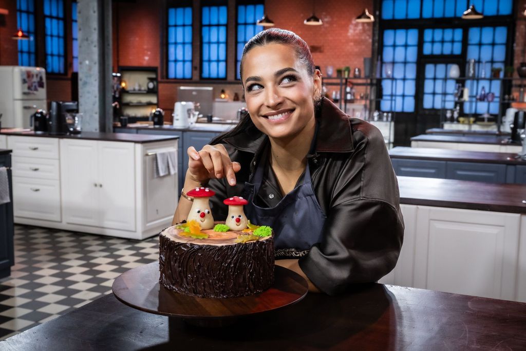 &amp;quot;Das große Promibacken&amp;quot; 2025: Wer ist raus in Woche 5? Nadine Angerer ...