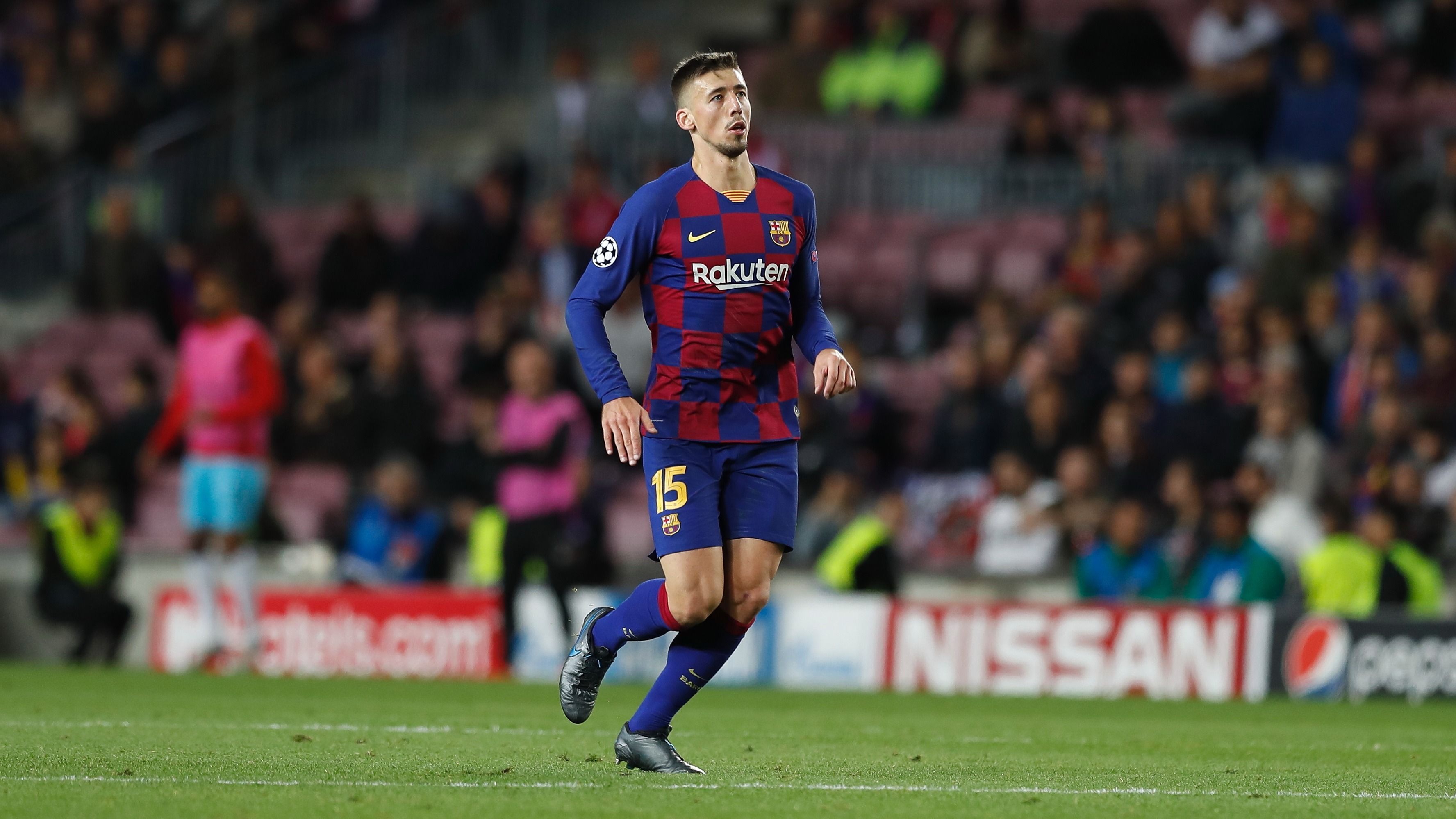 
                <strong>Clement Lenglet (FC Barcelona)</strong><br>
                Zu Beginn geht es ihm einmal zu schnell, danach gibt Lenglet den relativ souveränen Abwehrchef. Bei Brandts Chance kommt er jedoch zu spät und auch vor Sanchos Treffer ist der Franzose nicht im Bilde. ran-Note: 3
              