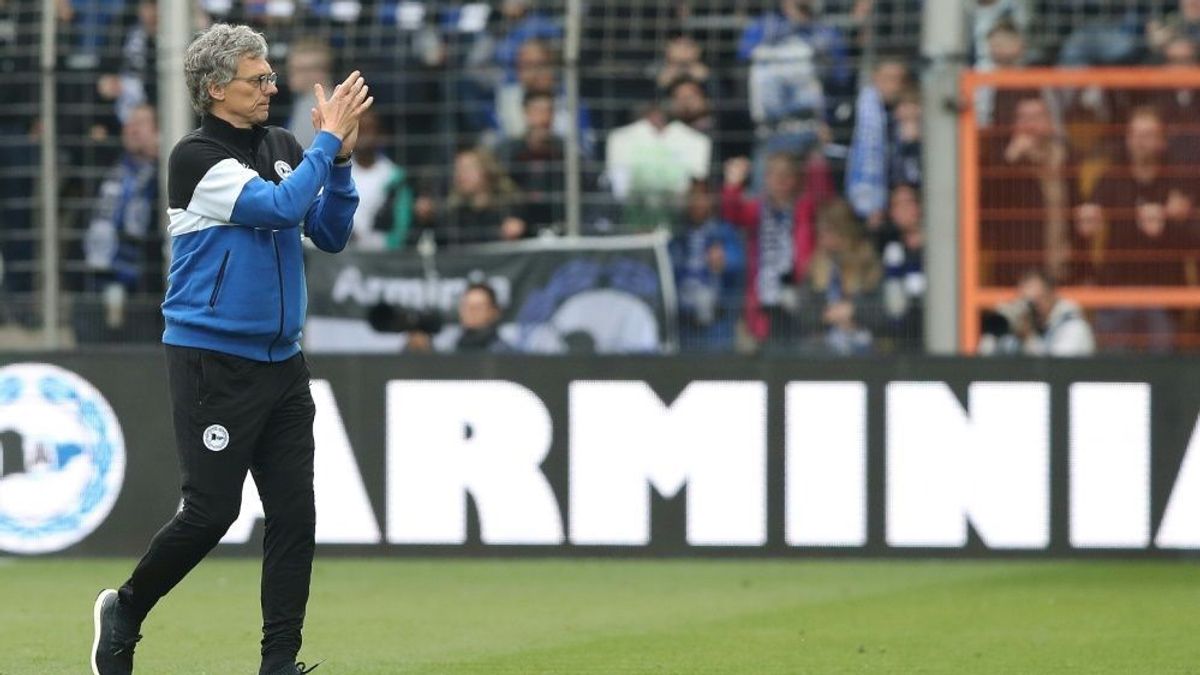 Henke bleibt in Bielefeld