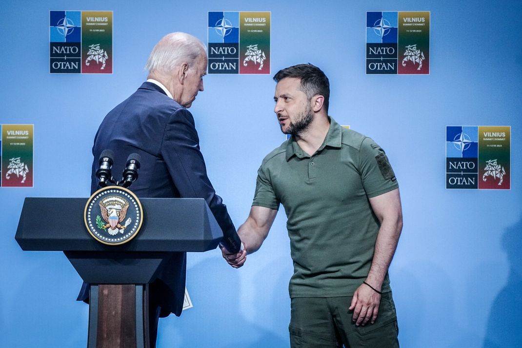 Beim Nato-Gipfel in Litauen traf Wolodymr Selenskyj auch auf Joe Biden.
