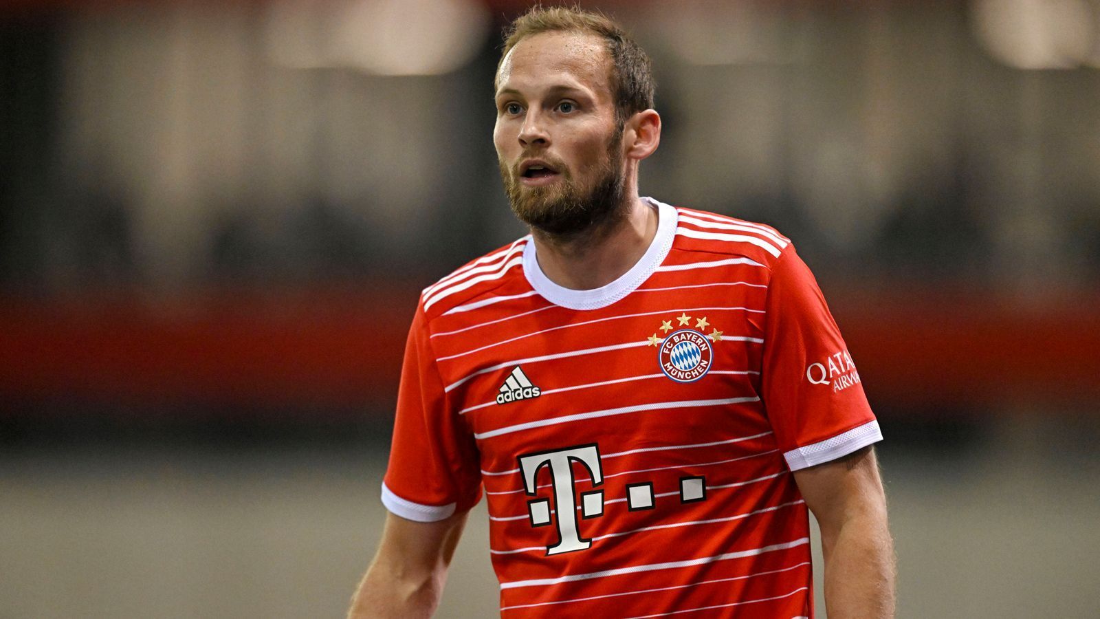 
                <strong>FC Bayern München</strong><br>
                Zugänge:- Daley Blind (Foto, Ajax Amsterdam, ablösefrei)- Yann Sommer (Borussia Mönchengladbach, acht Millionen Euro)- Joao Cancelo (Manchester City, Leihe)Abgänge- Marcel Sabitzer (Manchester United, Leihe)
              