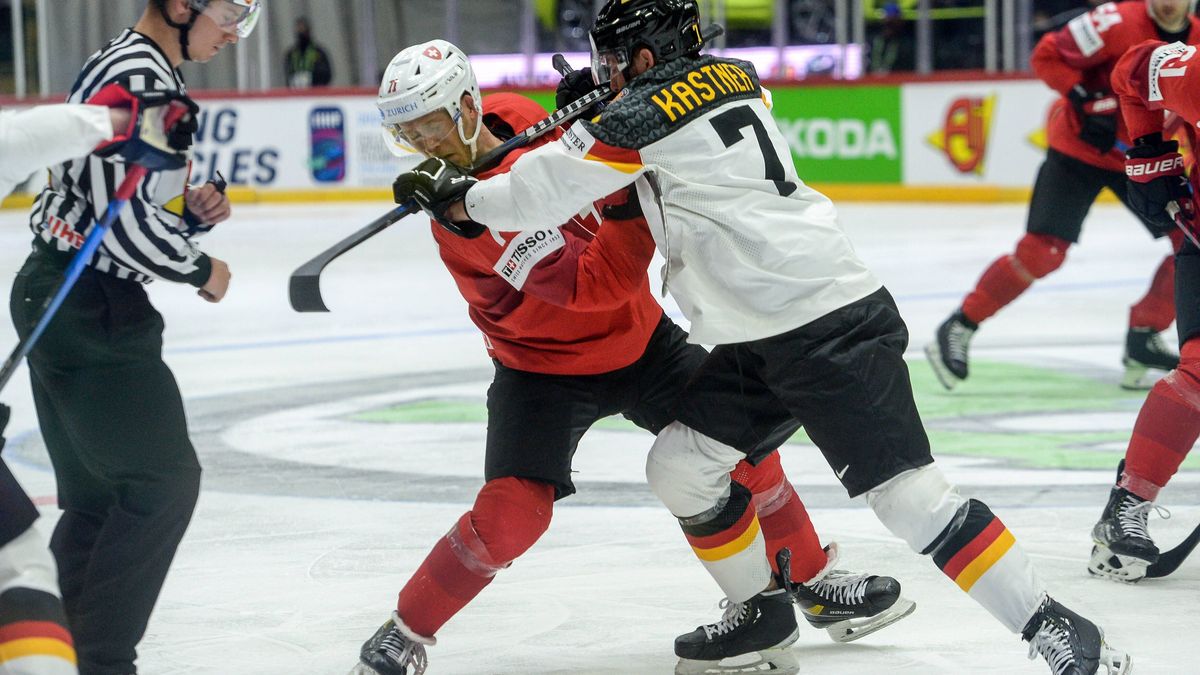 24.05.2022, Helsinki, Helsinki Ice Hall, 2022 IIHF Ice hockey, Eishockey World Championship, WM, Weltmeisterschaft Germany - Switzerland, 71 Enzo Corvi (Switzerland) against 7 Maximilian Kastner (G...