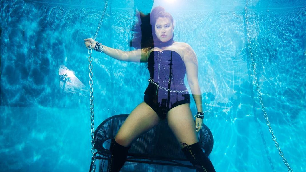 GNTM-2023-Gewinnerin Vivien konnte beim Unterwasser-Shooting&nbsp;besonders von sich überzeugen.