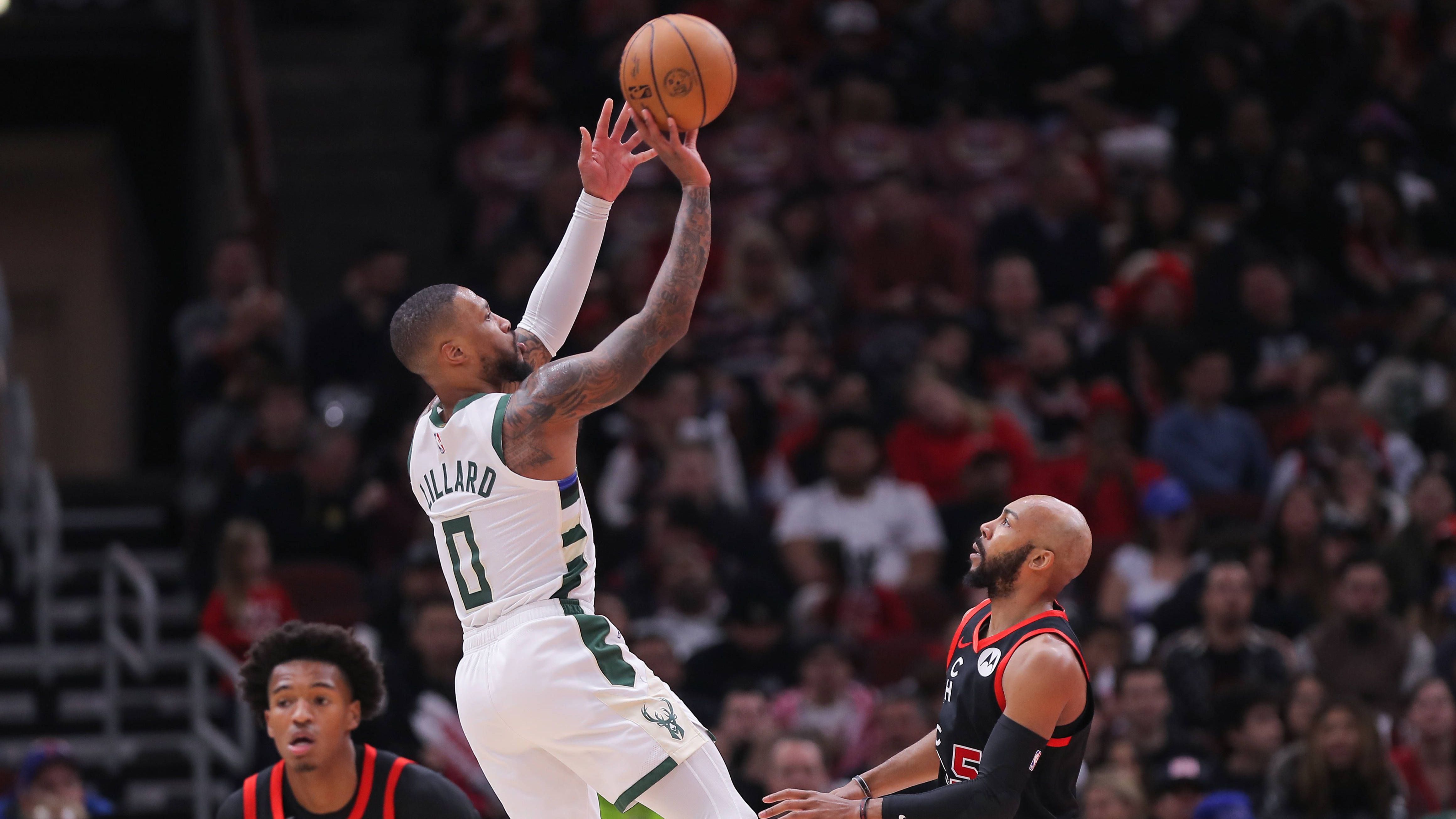 <strong>Damian Lillard (Milwaukee Bucks) - Dreier-Contest</strong><br>Mit Damian Lillard ist der letztjährige Gewinner des Dreier-Contests vertreten. Obwohl seine aktuelle Dreierquote von 34,7% deutlich unter seinem Karriereschnitt von 37,1% liegt, ist mit dem 33-Jährigen immer zu rechnen. Generell gilt "Dame" als einer der besten Dreierschützen der bisherigen NBA-Geschichte und geht somit als Favorit in den Contest.