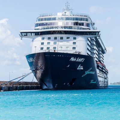 Die "Mein Schiff 3" liegt vor Barbados.