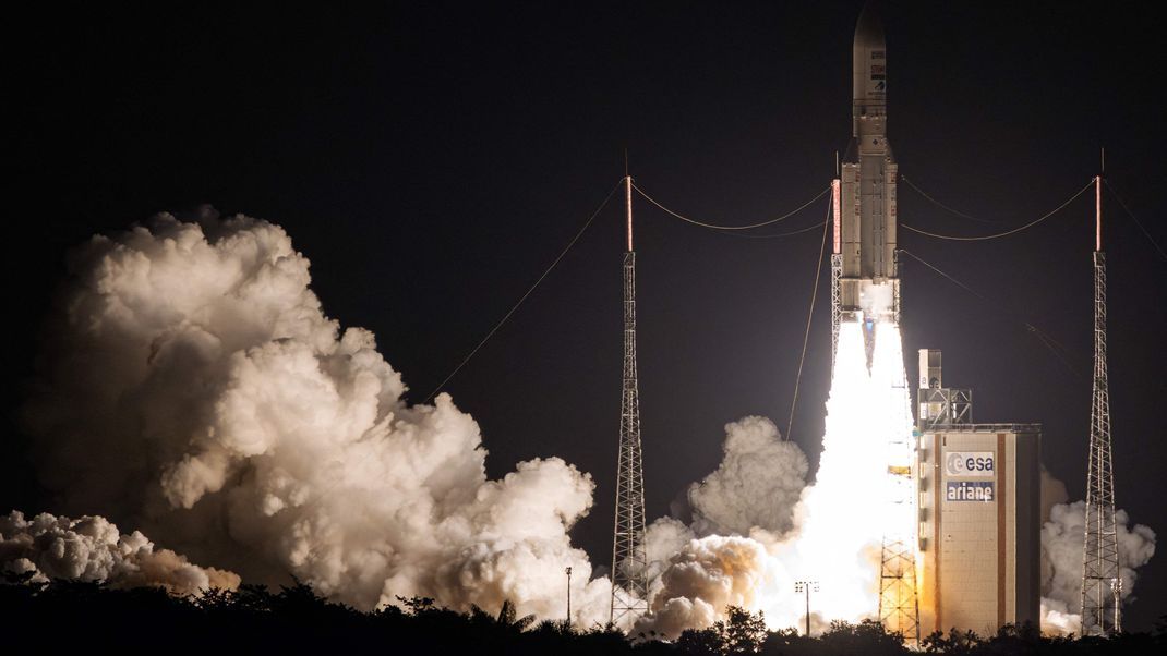 Die letzte Trägerrakete vom Typ Ariane 5 ist abgehoben, doch wann die Nachfolgerin ihren Erstflug antreten kann ist ungewiss.