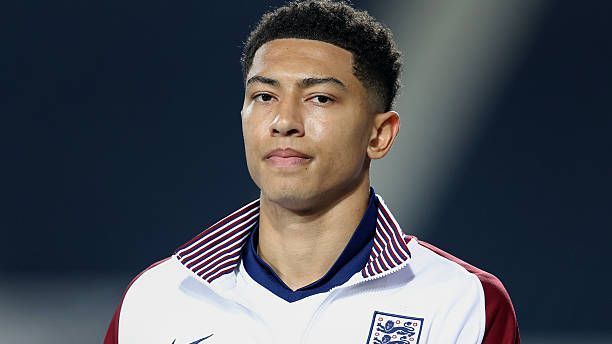 <strong>Jobe Bellingham (FC Sunderland)</strong><br>Jobe Bellingham, der jüngere Bruder von Jude, hat das Interesse mehrerer Bundesligisten geweckt. Neben Borussia Dortmund und Eintracht Frankfurt ist nun noch ein dritter Verein in den Poker um den 19 Jahre alten Mittelfeldspieler des FC Sunderland eingestiegen ...