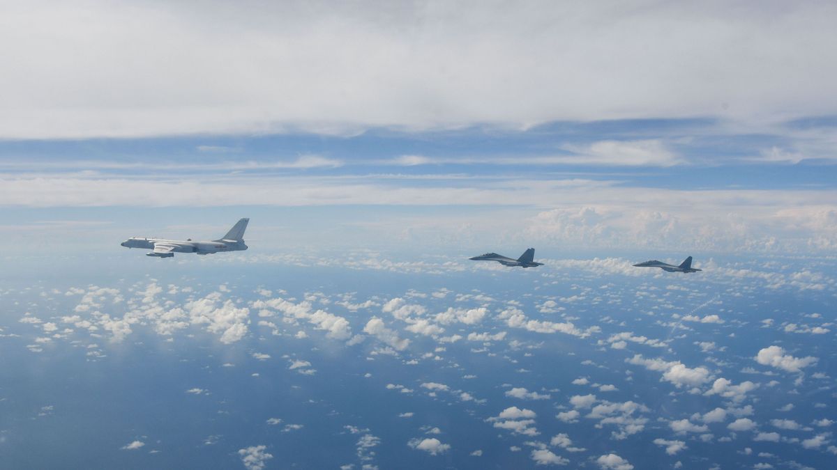 Kampfflugzeuge des Ostkommandos der chinesischen Volksbefreiungsarmee während Kampfübungen um die Insel Taiwan.