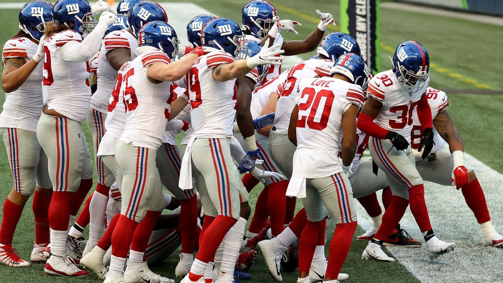 
                <strong>New York Giants (5-8/NFC East)</strong><br>
                Week 15: vs. Cleveland Browns -Week 16: at Baltimore Ravens -Week 17: vs. Dallas Cowboys
              