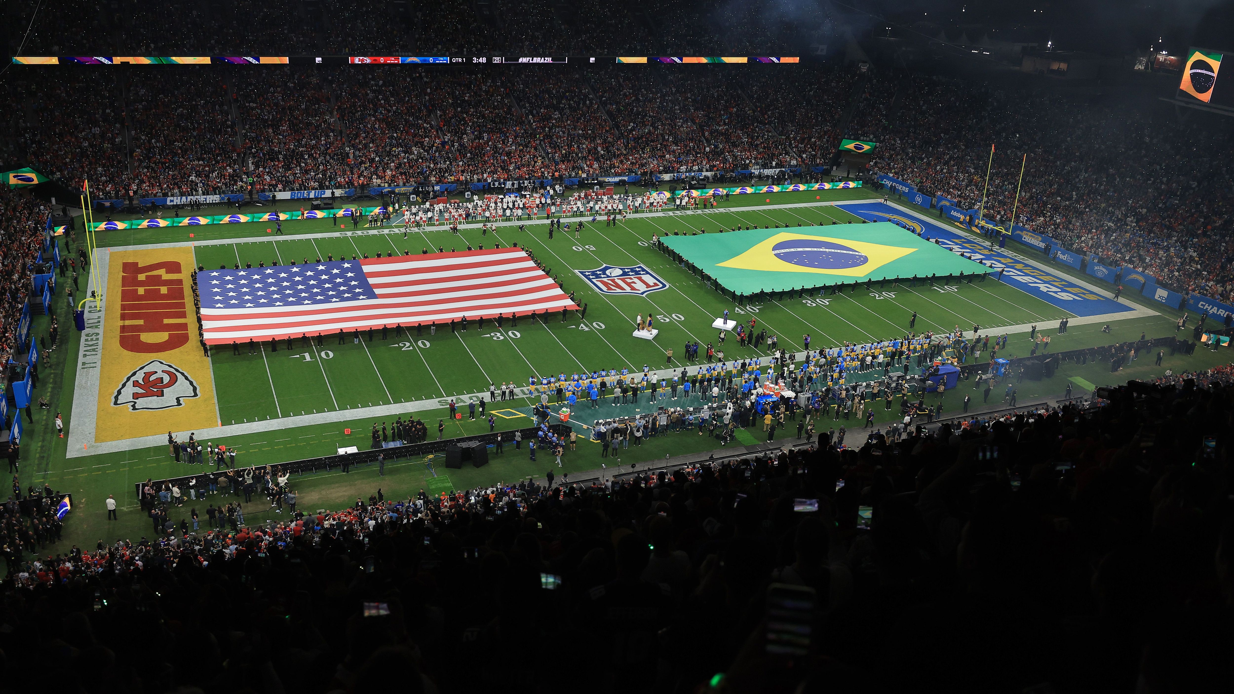 <strong>So oft spielten die NFL-Teams bereits im Ausland</strong><br>Seit 2007 veranstaltet die NFL mit der International Series reguläre Saisonspiele im Ausland. Alles fing in London an, später kamen Mexiko, Deutschland und Brasilien hinzu. Welche Teams waren besonders häufig in fremden Ländern zu Gast? <strong><em>ran</em></strong> verschafft einen Überblick. (Stand: 6. September 2025)