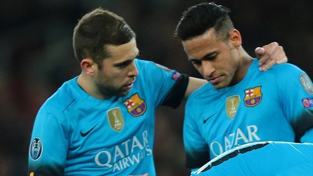
                <strong>Jordi Alba</strong><br>
                Jordi Alba: Der Linksverteidiger machte deutlich weniger Dampf nach vorne als Dani Alves und war nur sporadisch ins Angriffsspiel miteingebunden. Löste in der Defensive seine Aufgaben souverän. ran.de-Note: 3
              