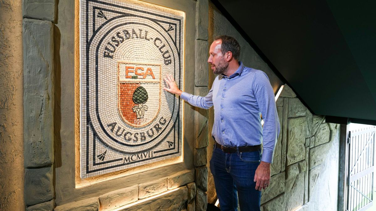 Augsburgs Geschäftsführer Michael Ströll