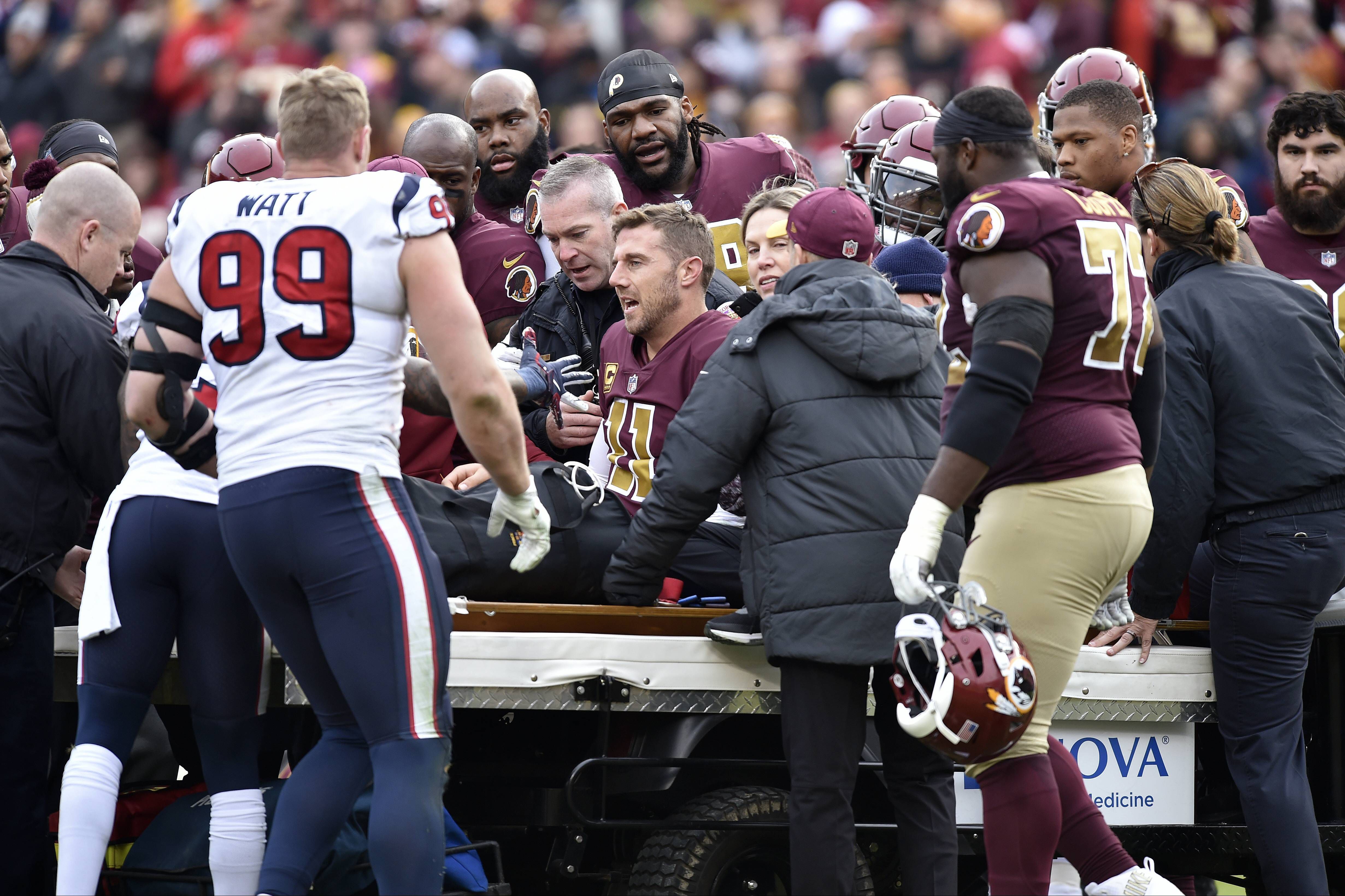 
                <strong>Verlierer: Washington Redskins</strong><br>
                Was ist schlimmer, als ein Spiel zu verlieren? Wenn man darüber hinaus auch noch den Starting-Quarterback verliert. Alex Smith bricht sich gegen die Houston Texans das Schien- und Wadenbein - Saisonaus. Nun droht es mit der bislang so überraschend guten Spielzeit doch noch bergab zu gehen. Das Schicksal der Redskins liegt nun in den Händen von Backup Colt McCoy.
              