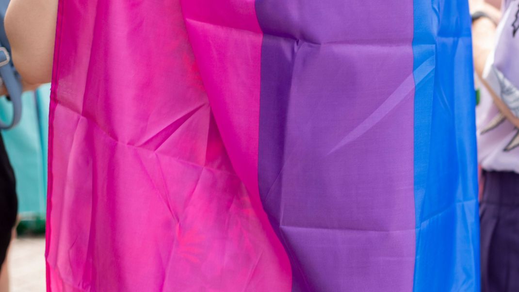 Die Bisexuelle Pride Flag gibt es schon seit Ende der 80er Jahre.