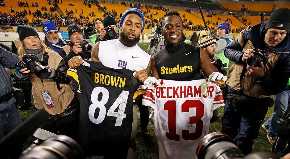 
                <strong>Week 1: Pittsburgh Steelers vs. New York Giants (11. August)</strong><br>
                Am 11. August kommt es zum Duell zwischen Antonio Brown (re.) und Odell Beckham jr. Auch wenn die beiden Passempfänger wohl nur begrenzte Spielzeit erhalten werden, dürfen sich die Fans auf eine spannende Partie freuen. Die Steelers Anhänger hoffen wohl vor allem auf die ersten Läufe von Running Back James Conner. Bei den Giants wird das Hauptaugenmerk auf First Round Pick Evan Engram liegen.
              