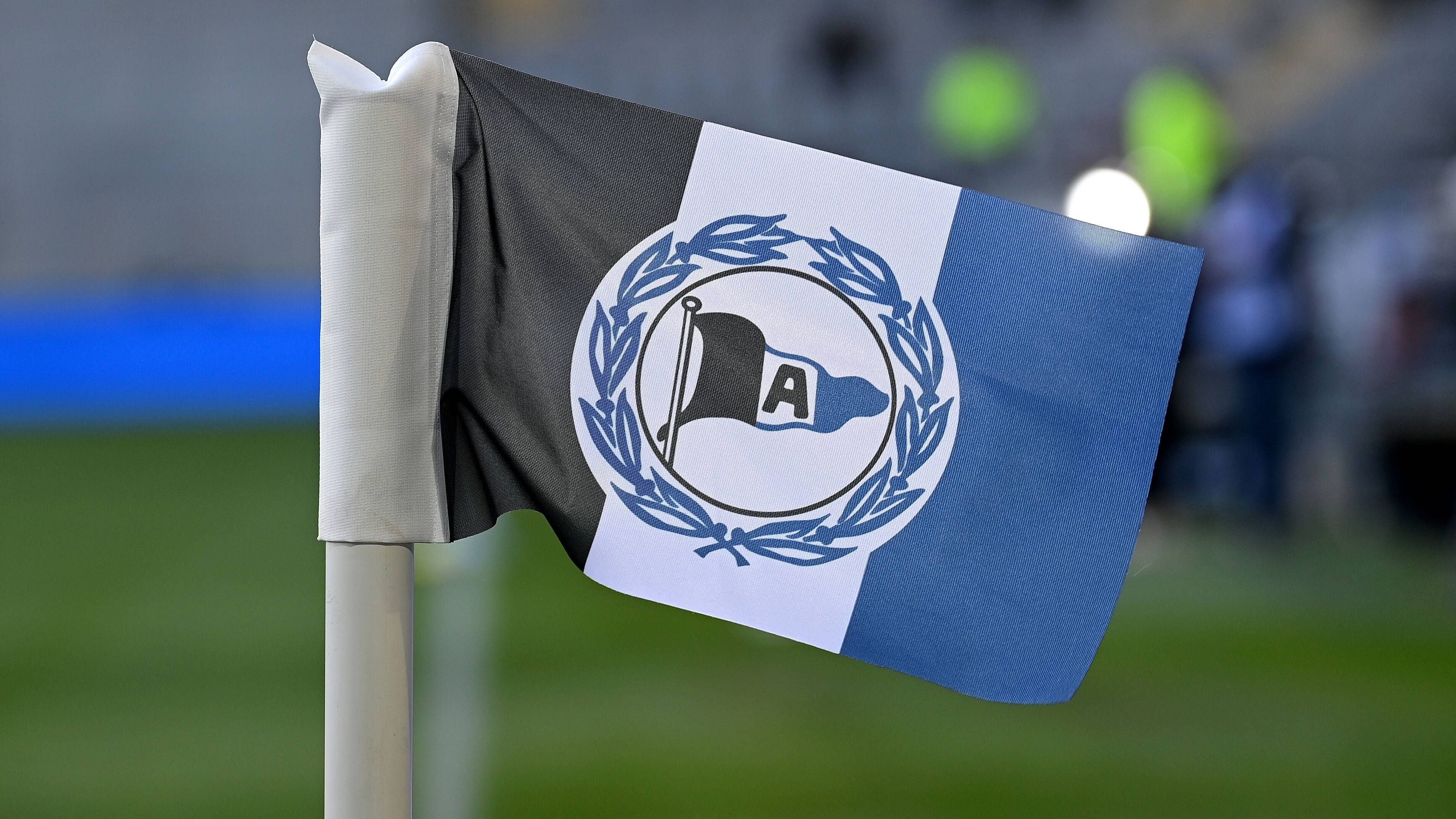 <strong>23. Platz: Arminia Bielefeld - 612 Spiele</strong><br>Siege: 167<br>Unentschieden: 160<br>Niederlagen: 285