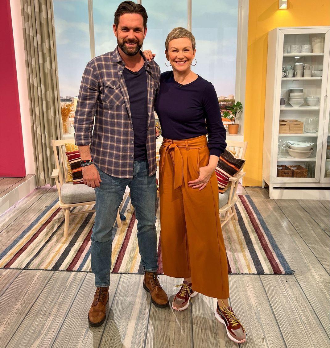 Die heutigen Outfits von Matthias und Karen.