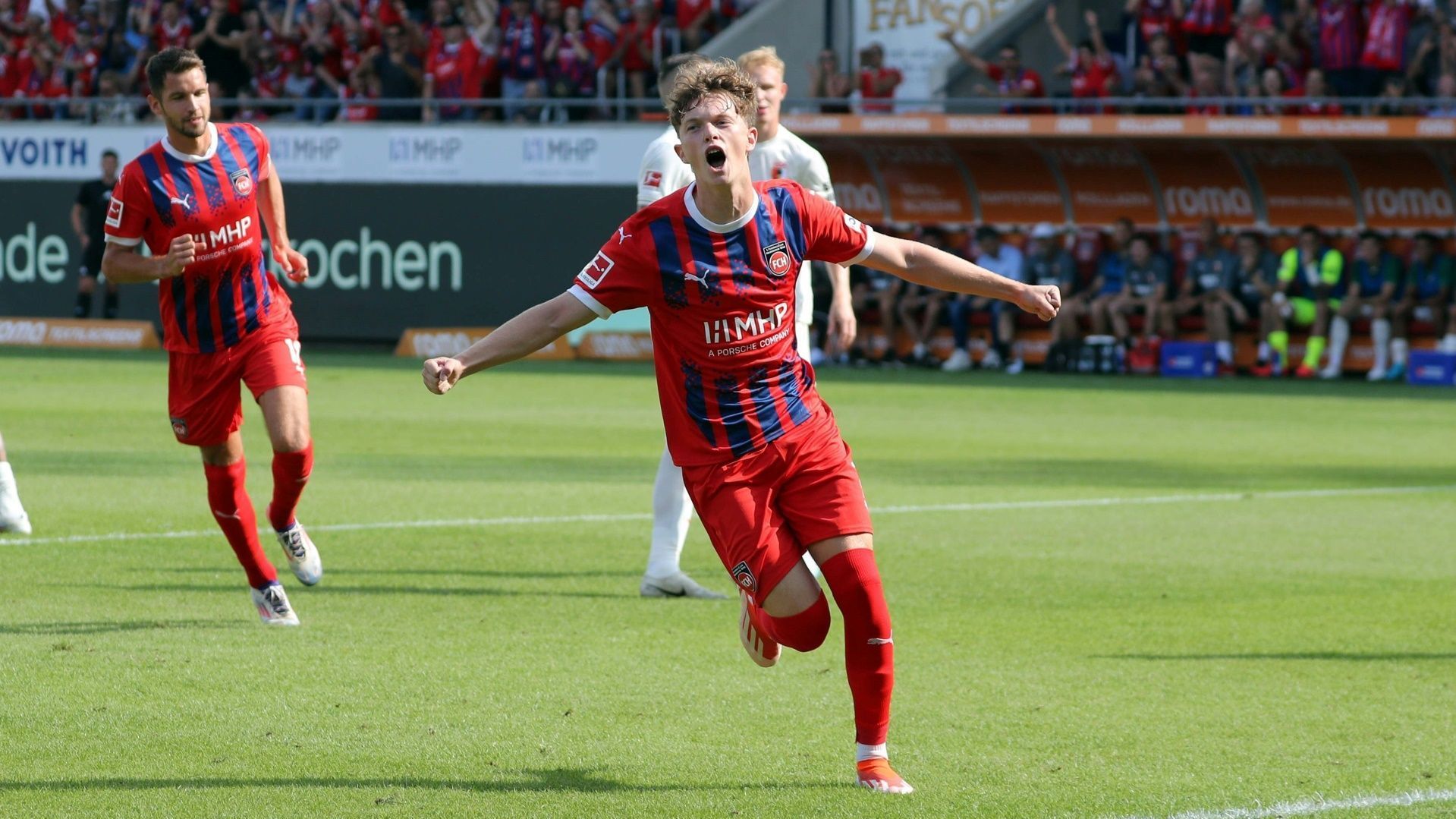 <strong>Paul Wanner (1. FC Heidenheim)</strong><br>In der Bundesliga kommt der Youngstar bislang schon auf drei Scorerpunkte. Durch seine starken Leistungen hat sich Wanner nicht nur für einen Kaderplatz bei der Nationalmannschaft ins Gespräch gebracht, auch der FC Bayern sieht seine Entwicklung sehr wohlwollend mit an. Wie die "Bild" berichtet, soll der 1. FCH auch deshalb Wanners letzte Leihstation sein, ab nächster Saison will er sich in München durchsetzen.