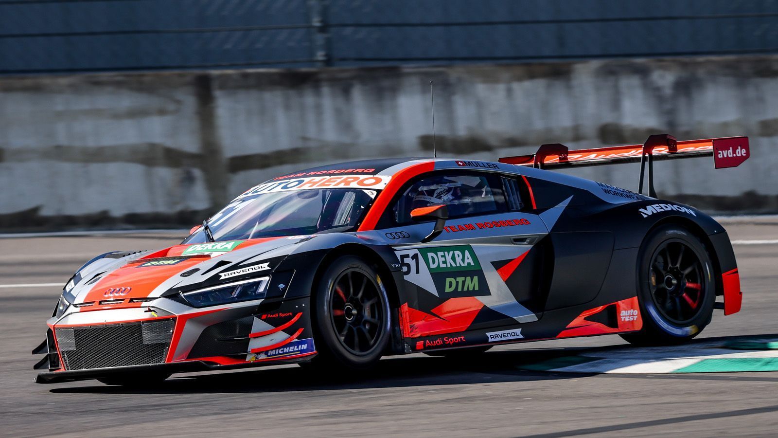 
                <strong>Team Rosberg (Nico Müller)</strong><br>
                &#x2022; Startnummer: 51 -<br>&#x2022; Auto: Audi R8 LMS GT3<br>
              