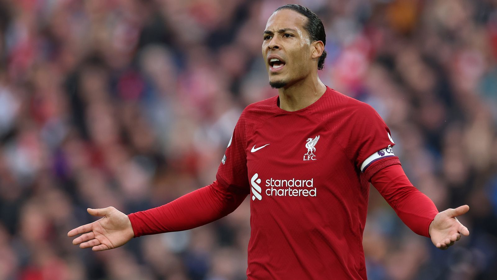 
                <strong>Platz 39 - Virgil van Dijk (FC Liverpool)</strong><br>
                &#x2022; Ablösesumme: 93 Millionen Euro<br>&#x2022; Wechsel vom FC Southampton zum FC Liverpool (2018)<br>
              
