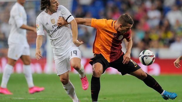 
                <strong>Lukas Podolski (Galatasaray)</strong><br>
                Lukas Podolski (Galatasaray) - Schweinsteigers Nationalmannschaftskumpel kommt ebenfalls in der Champions League zum Einsatz. Bei Gala trifft er in Gruppe C auf Benfica Lissabon, FK Astana und Atletico Madrid.
              