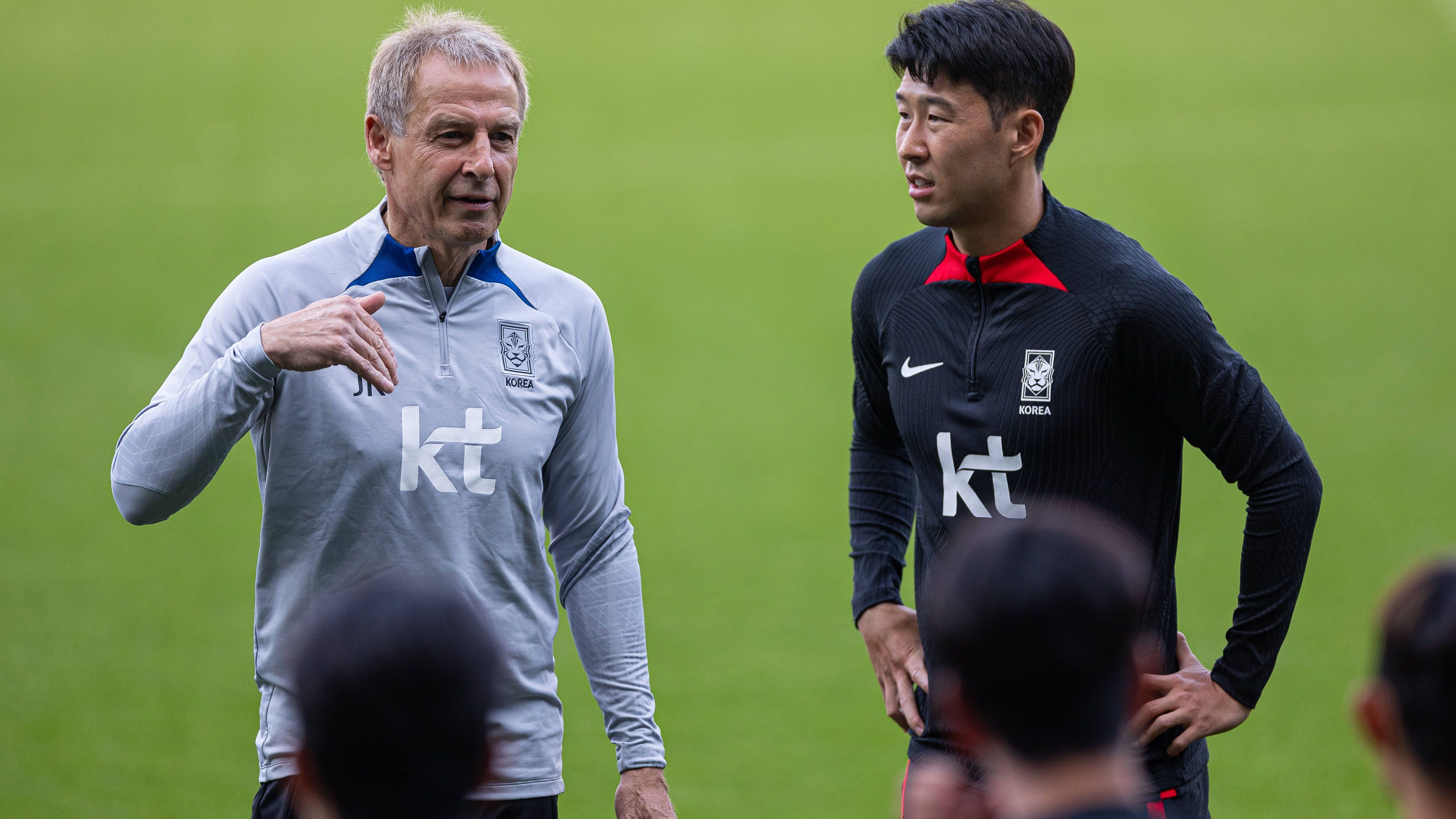 <strong>Jürgen Klinsmann (vereinslos)</strong><br>Im März 2023 heuerte der frühere Bundestrainer als Nationaltrainer Südkoreas an. Eigentlich sollte sein Vertrag bis nach der WM 2026 laufen. Nach dem Aus im Halbfinale des Asien Cups 2024 wurde Klinsmann aber vorzeitig entlassen.