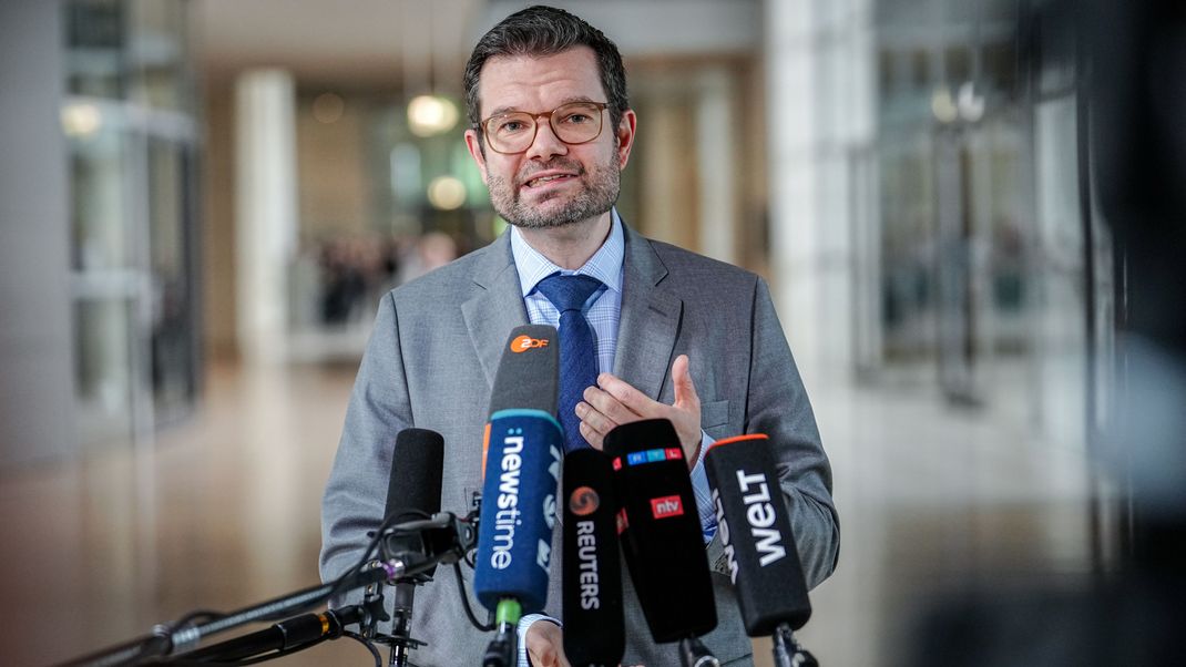 Marco Buschmann (FDP), Bundesminister der Justiz, will die Legalisierung von Eizellenspenden in Deutschland voranbringen.