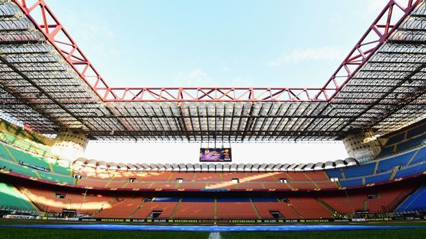 
                <strong>Platz 7: Giuseppe Meazza Stadion (Mailand)</strong><br>
                Platz 7: Giuseppe-Meazza-Stadion, Mailand. Inter Mailand und der AC Mailand teilen sich das Stadion, in dem 80.018 Zuschauer Platz finden können.
              
