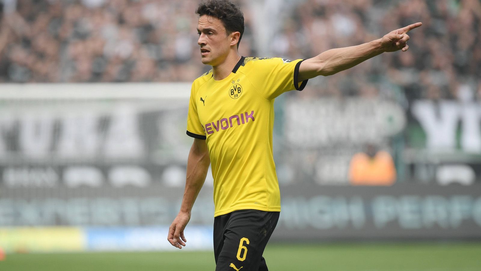 
                <strong>Thomas Delaney</strong><br>
                Alter: 27Marktwert: 27 Millionen EuroGehalt: 5 Millionen Euro
              