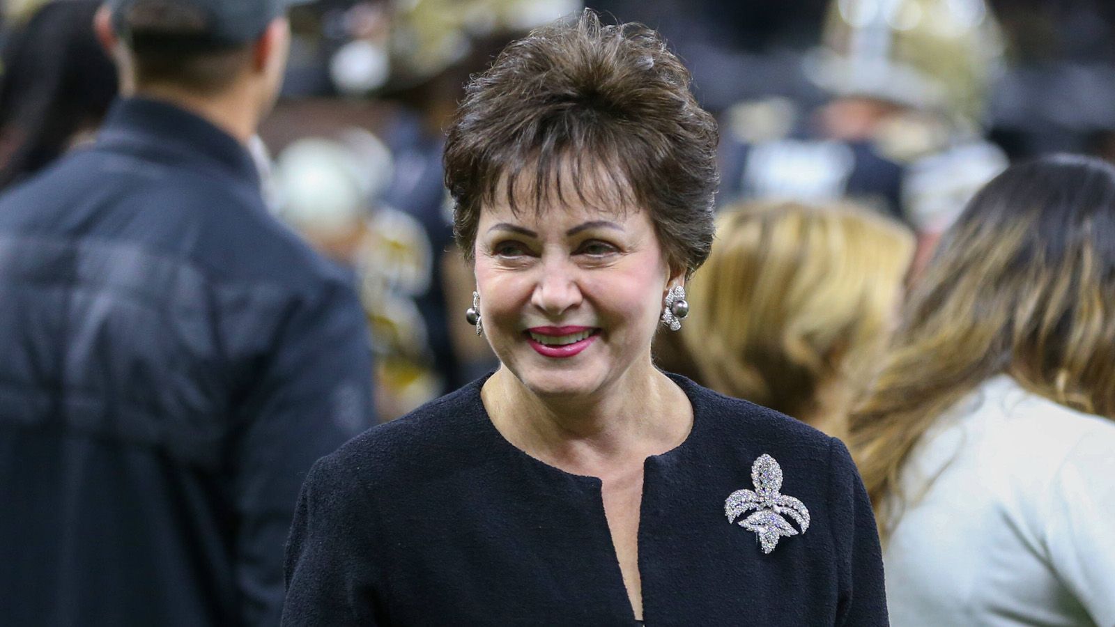 <strong>Platz 17: Gayle Benson - New Orleans Saints</strong><br>
                • Reinvermögen: 6,1 Milliarden US-Dollar (unverändert, -2 Plätze)