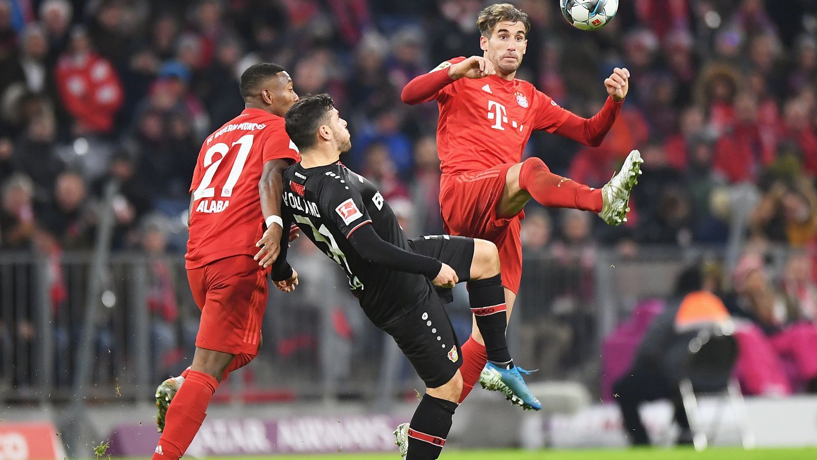 
                <strong>Der FC Bayern München gegen Bayer Leverkusen in der Einzelkritik</strong><br>
                Am 13. Bundesliga-Spieltag kassiert der FC Bayern München auf eigenem Platz eine überraschende 1:2-Pleite. ran.de benotet die Stars des Rekordmeisters bei der dritten Niederlage der Saison.
              