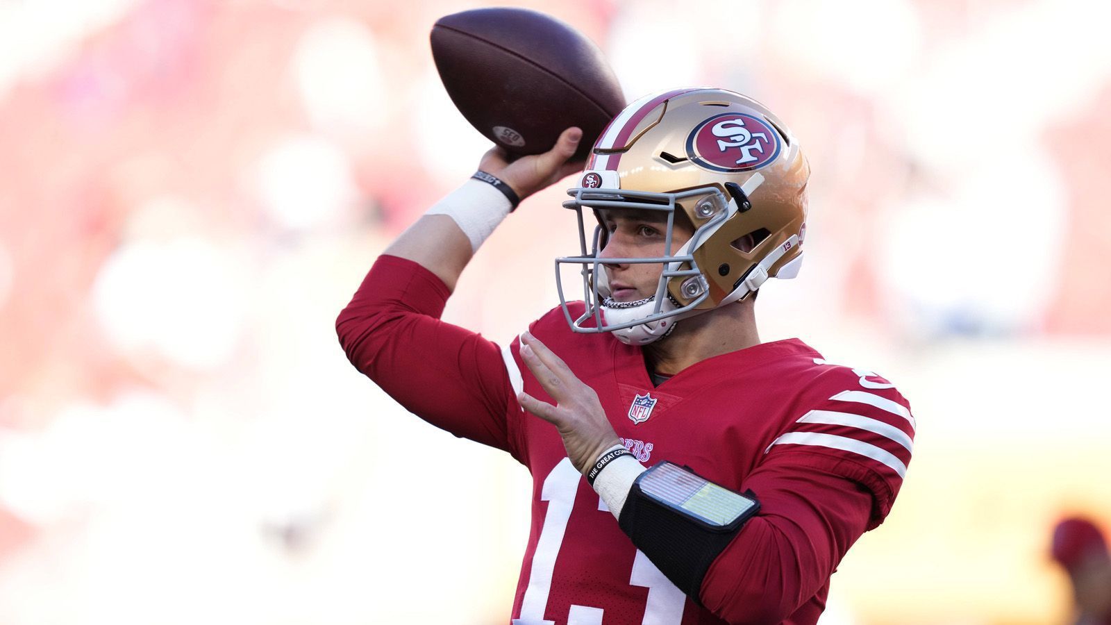 
                <strong>Offensive Rookie of the Year</strong><br>
                &#x2022; Brock Purdy, Quarterback (San Francisco 49ers)<br>
              