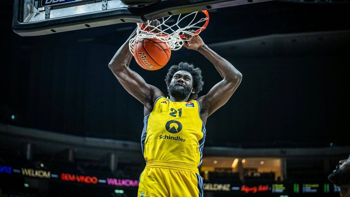 Center Koumadje suspendiert