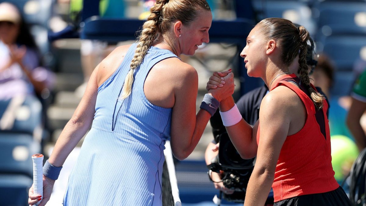 Letztes Shakehands: Petra Kvitova (l.) und Diane Parry