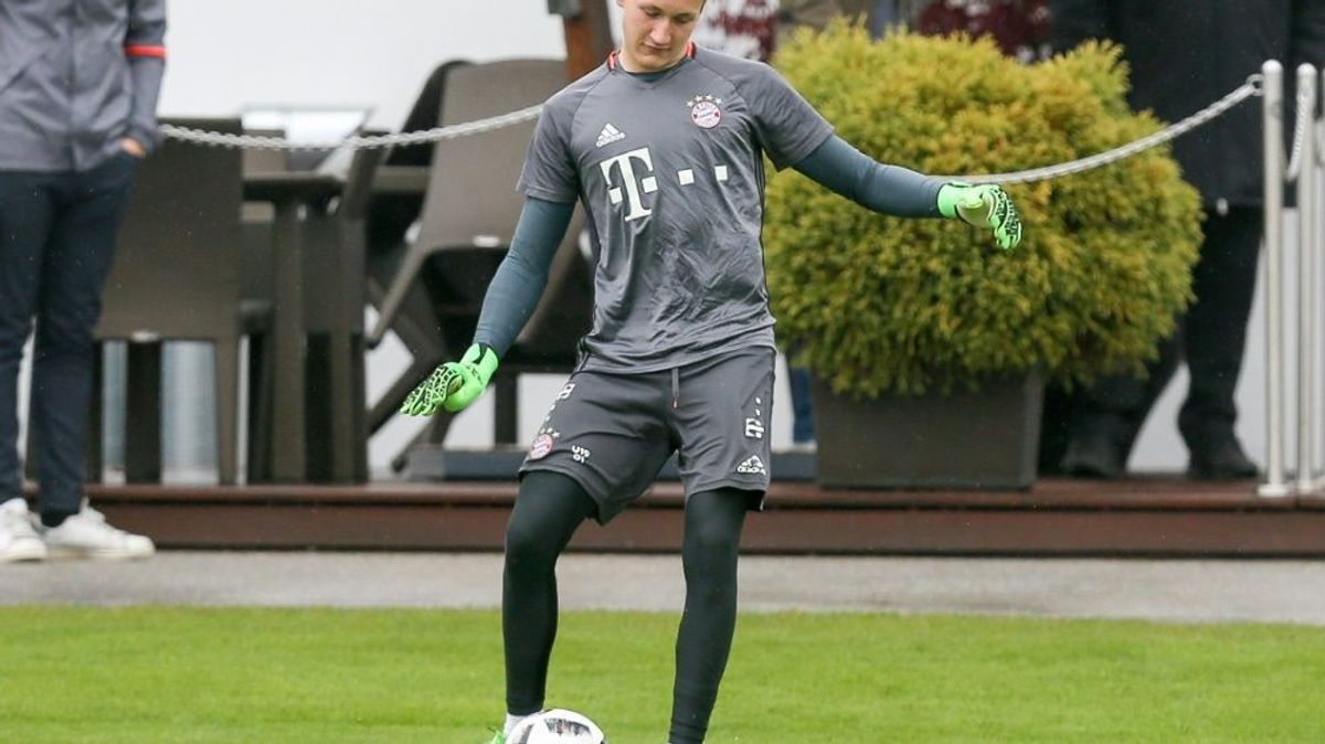 Bayerns Nachwuchstorhüter Hoffmann kurzzeitig ohnmächtig