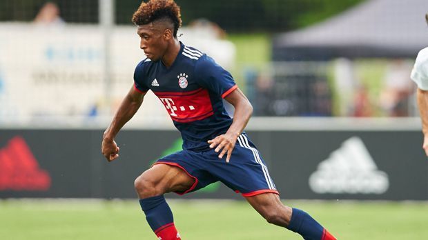 
                <strong>Kingsley Coman (FC Bayern/21 Jahre)</strong><br>
                Der Flügelstürmer wurde von den Bayern nach einer zweijährigen Leihe fest verpflichtet. Dafür zahlte der Rekordmeister 21 Millionen Euro an Juventus Turin. In bislang 42 Bundesliga-Spielen traf der französische Nationalspieler seit 2015 sechs Mal.
              