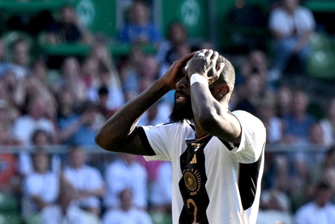 Das DFB-Team um Abwehrchef Antonio Rüdiger spielt gegen die Ukraine nur 3:3.