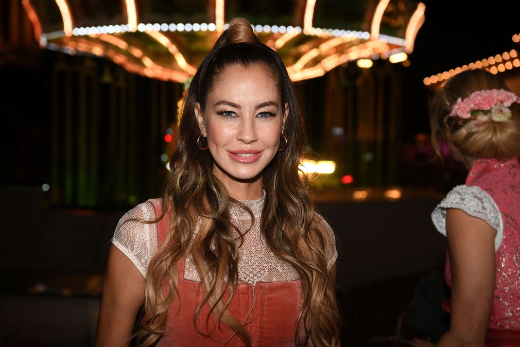 Model Alessandra Meyer-Wölden auf dem Oktoberfest 2022.