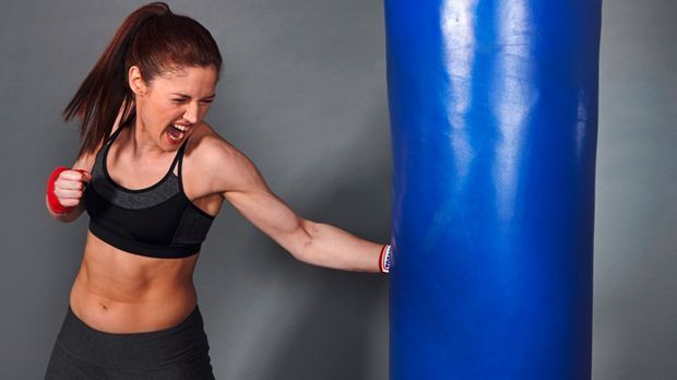 
                <strong>So sexy ist Marie Lang</strong><br>
                Das Kickboxen hat Marie Lang in der Lemgoer Sportschule Tosa Inu bei Trainer Kai Gutmann gelernt.
              