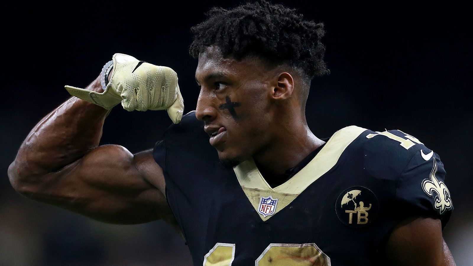 
                <strong>Platz 1: New Orleans Saints (13-3, letzte Woche Platz 1)</strong><br>
                Die Saints mit Receiver Michael Thomas bleiben das beste Team der NFL. Zwar setzte es eine deutliche 33:14-Niederlage gegen die Carolina Panthers, allerdings wurden Drew Brees und Alvin Kamara geschont, was die Saints wahrscheinlich noch gefährlicher macht. Dazu kommt die längst gesicherte Bye-Week, die Brees und Co. eine weitere freie Woche verschafft. Der Gegner in der Divisional Round sollte also konditionell auf der Höhe sein, denn die Saints werden komplett frisch auflaufen. 
              