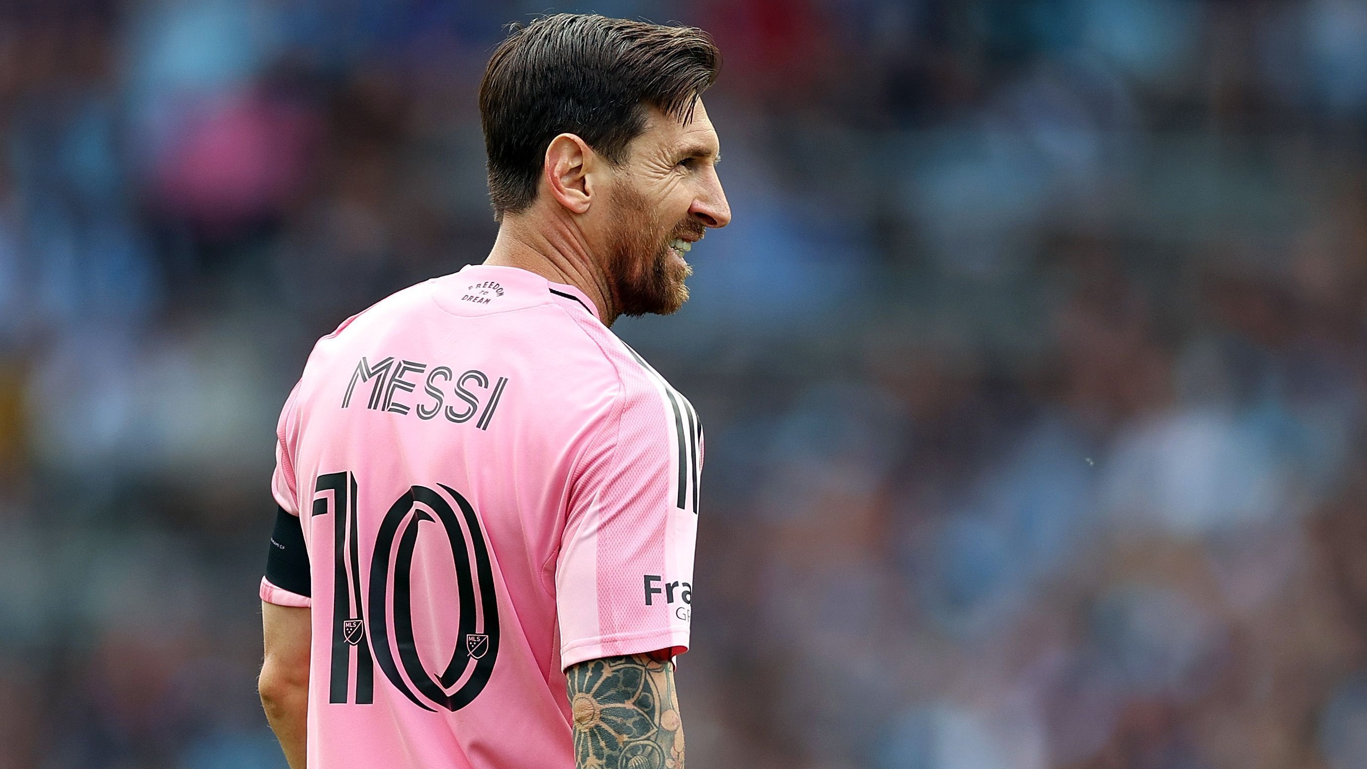 <strong>Inter Miami</strong><br>Na gut. Wir hoffen, niemand hat Lionel Messi (Bild) vergessen. Er muss dennoch hier vorkommen. Er wird noch unterstützt von alten Weggefährten wie Luis Suarez, Sergio Busquets oder Jordi Alba. Torwart Oscar Ustari ist auch am Start, der 38-Jährige hat zwei Länderspiele für Argentinien auf dem Buckel. Um es abzurunden: Ex-Kiez-Kicker Fafa Picault spielt dort auch. Früher St. Pauli und heute neben Messi. Man kennt's.