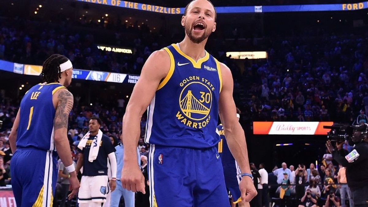 Stephen Curry jubelt nach dem Sieg im Memphis.